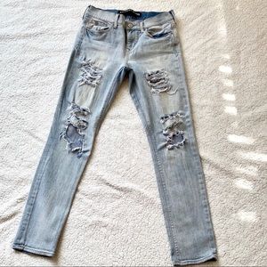 Express Distressed Light awash Jeans
